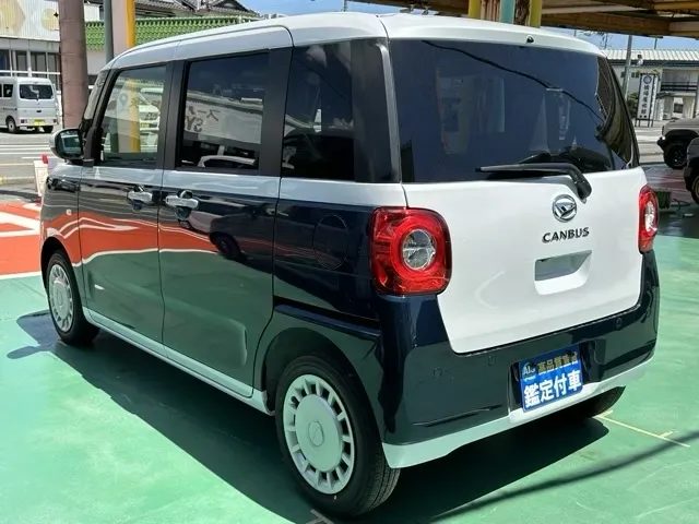 キャンバス(ダイハツ)ストライプスX UGP 純正ナビ付届出済未使用車 2