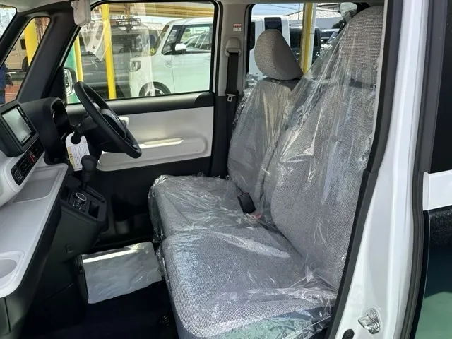 キャンバス(ダイハツ)ストライプスX UGP 純正ナビ付届出済未使用車 3