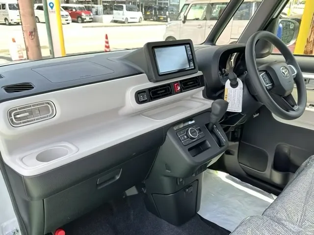 キャンバス(ダイハツ)ストライプスX UGP 純正ナビ付届出済未使用車 4