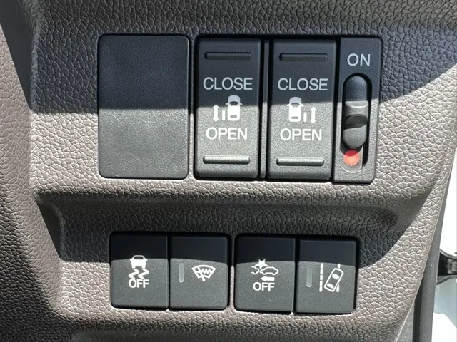 フリード(ホンダ)G  LEDヘッドライトディーラ-試乗車 14