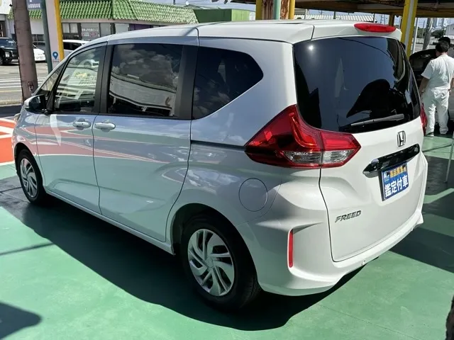 フリード(ホンダ)G  LEDヘッドライトディーラ-試乗車 2