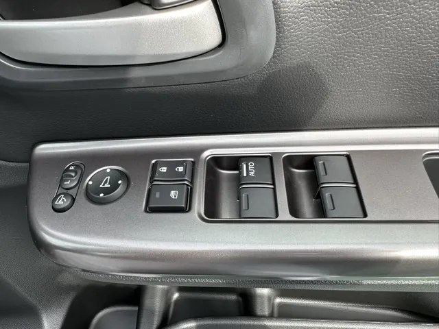フリード(ホンダ)クロスター登録済未使用車 14
