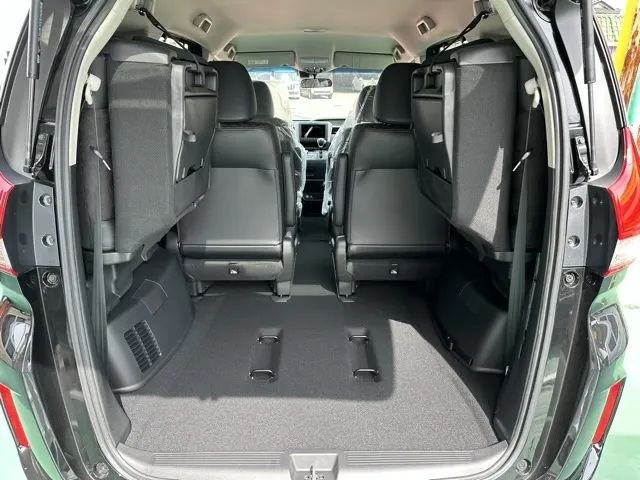 フリード(ホンダ)クロスター登録済未使用車 11