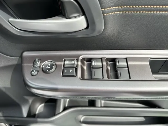 フリード(ホンダ)クロスター登録済未使用車 14