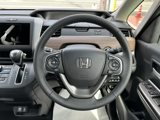 フリード(ホンダ)クロスター登録済未使用車 7