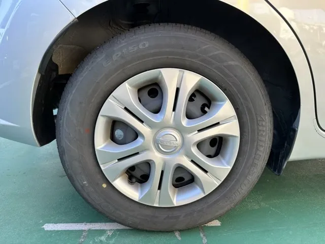 ノート(ニッサン)eパワーB中古車 11