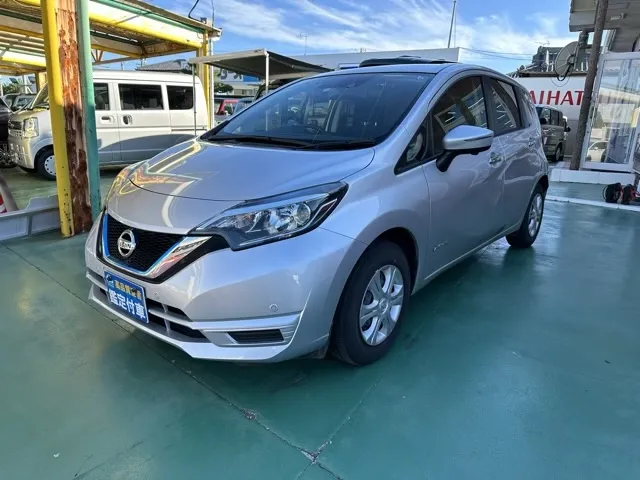 ノート(ニッサン)eパワーB中古車 1