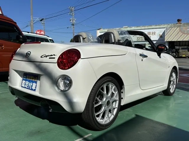 コペン(ダイハツ)20thアニバーサリーED 5MT届出済未使用車 6