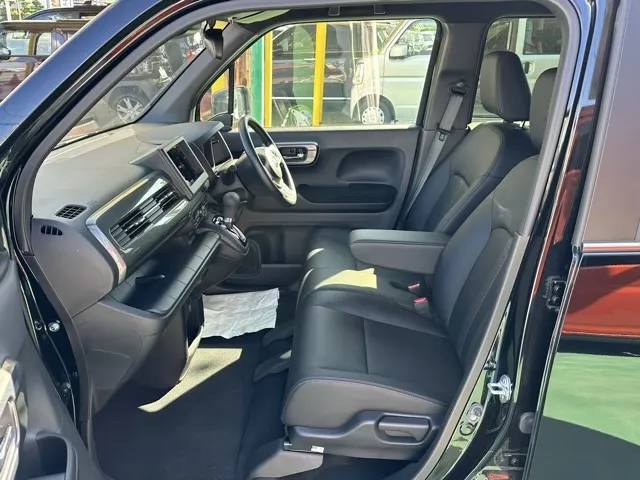 N-WGN(ホンダ)カスタムL ホンダセンシング中古車 3