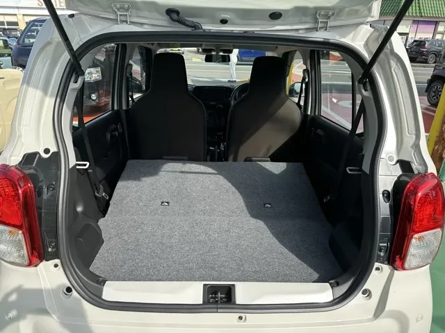 アルト(スズキ)L バックカメラ付きDオーディオ中古車 9