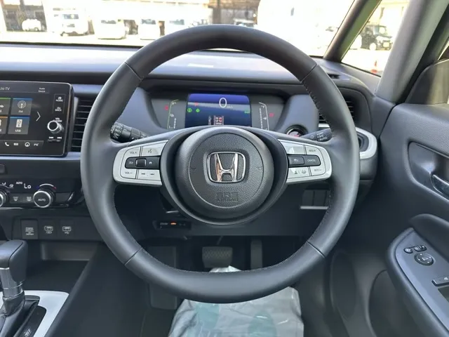 フィット(ホンダ)e：HEV ホームディーラ-試乗車 6