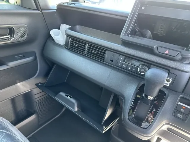 N-BOX(ホンダ)N-BOXカスタムターボ未使用車展示有 25