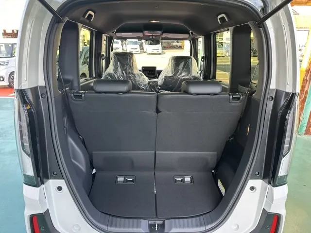 N-BOX(ホンダ)N-BOXカスタムターボ未使用車展示有 10