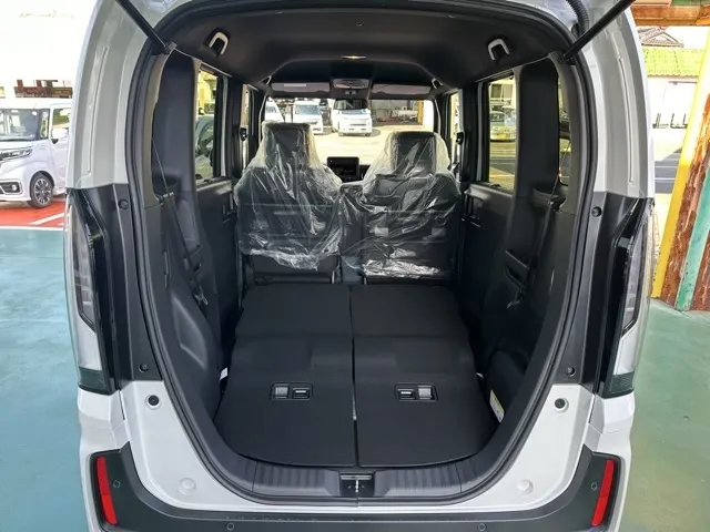 N-BOX(ホンダ)N-BOXカスタムターボ未使用車展示有 11