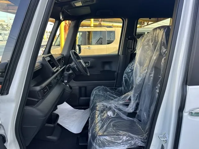 N-BOX(ホンダ)N-BOXカスタムターボ未使用車展示有 3