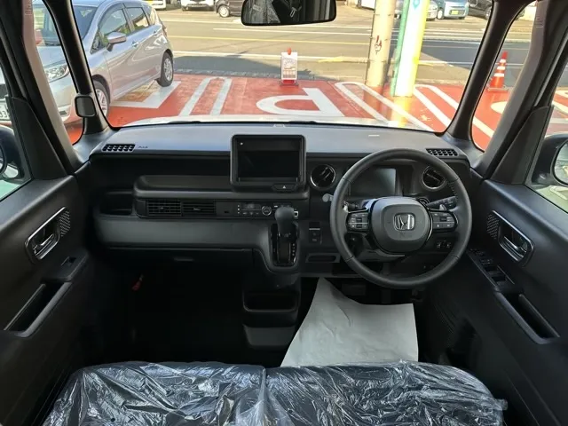 N-BOX(ホンダ)N-BOXカスタムターボ未使用車展示有 5