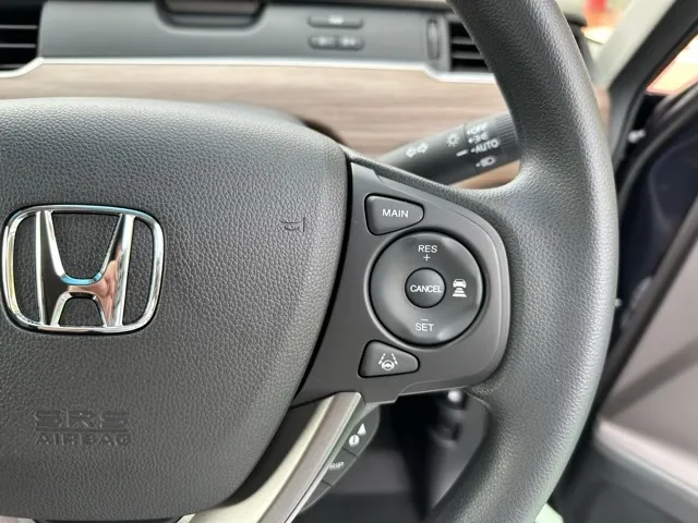 フリード(ホンダ)G  LEDヘッドライト登録済未使用車 15