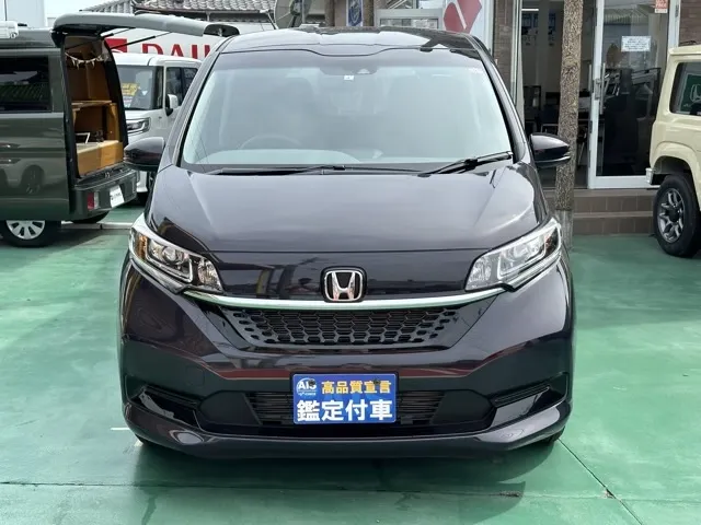 フリード(ホンダ)G  LEDヘッドライト登録済未使用車 16