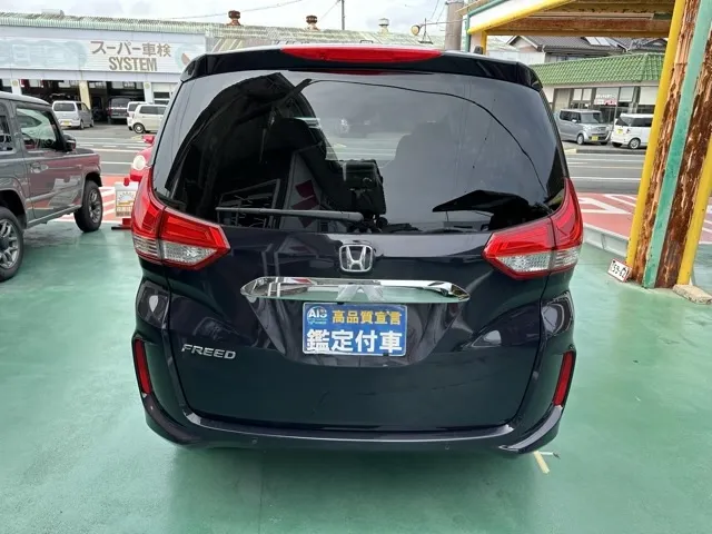 フリード(ホンダ)G  LEDヘッドライト登録済未使用車 8