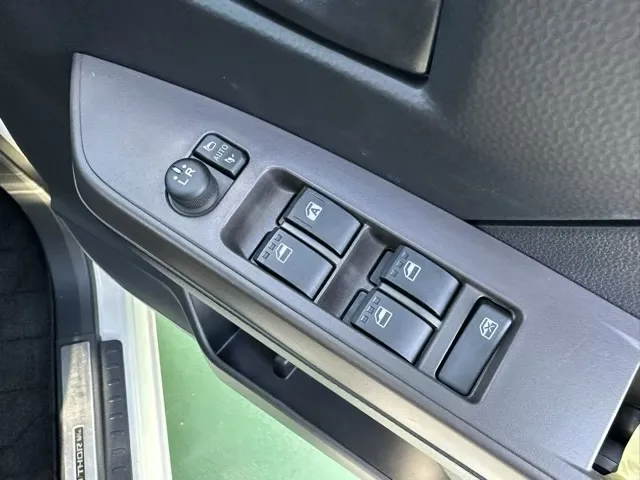 トール(ダイハツ)G 9インチDオーディオ中古車 12