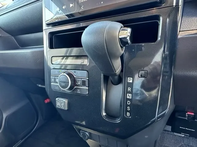 トール(ダイハツ)G 9インチDオーディオ中古車 22