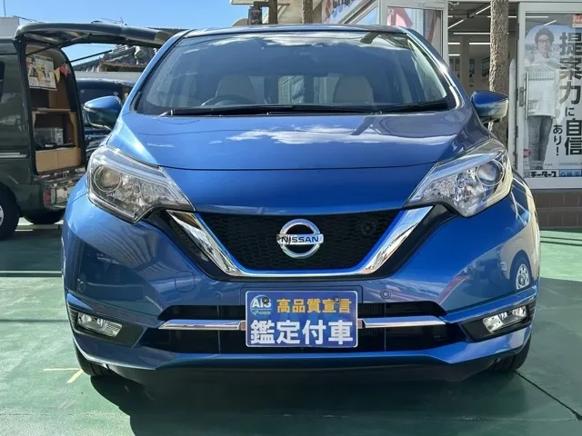 ノート(ニッサン)eパワー メダリスト中古車 22