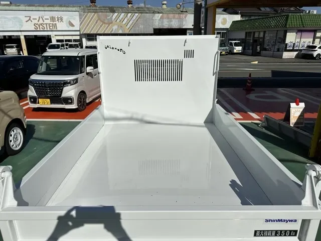 キャリートラック(スズキ)モーニング1軽ダンプ　4WD届出済未使用車 6