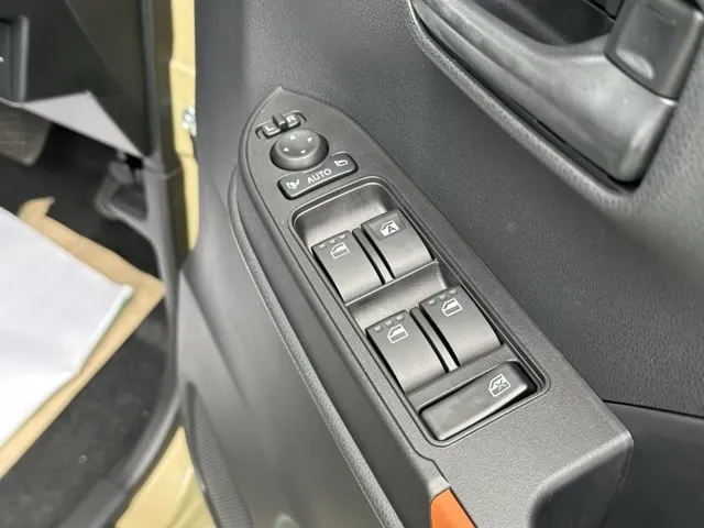 タント(ダイハツ)ファンクロス届出済未使用車 13