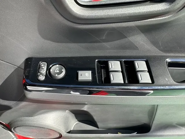 N-ONE(ホンダ)ＲＳ ６ＭＴ届出済未使用車 12