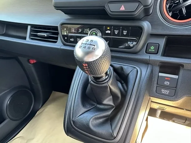 N-ONE(ホンダ)ＲＳ ６ＭＴ届出済未使用車 21