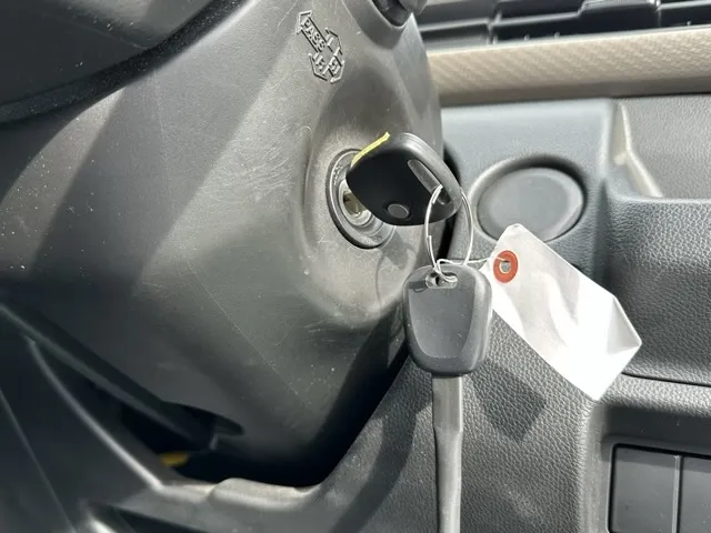 ワゴンＲ(スズキ)５速ＭＴディーラ-試乗車 13