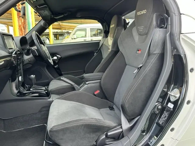 コペン(トヨタ)GRスポーツ CVT中古車 3