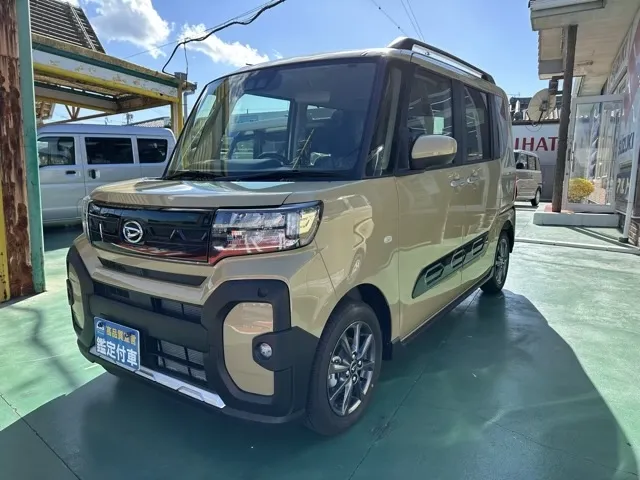 タント(ダイハツ)ファンクロス届出済未使用車 1
