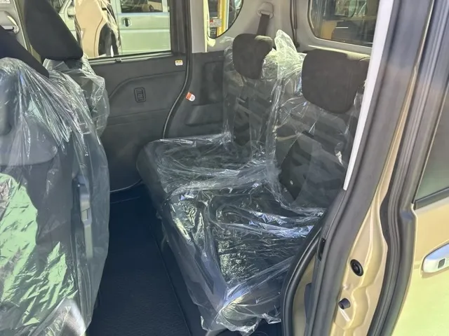 タント(ダイハツ)ファンクロス届出済未使用車 4