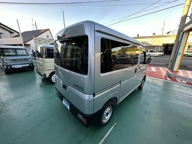 ハイゼット(ダイハツ)デラックス ATレンタ登録済未使用車 9