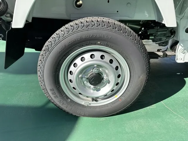 キャリートラック(スズキ)金太郎ダンプ　4WD届出済未使用車 9