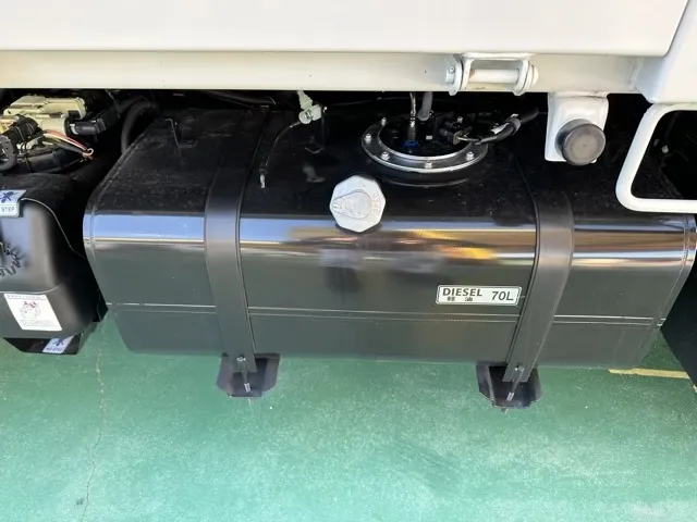 キャンター(三菱)全低床キョウカダンプ ３ｔレンタ登録済未使用車 12