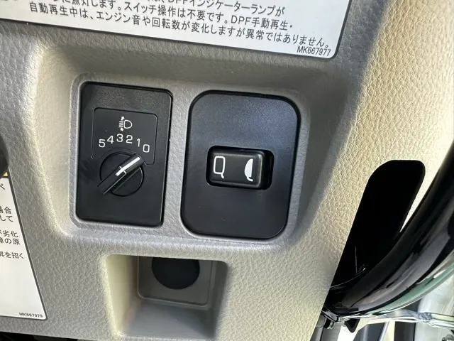 キャンター(三菱)全低床キョウカダンプ ３ｔレンタ登録済未使用車 14