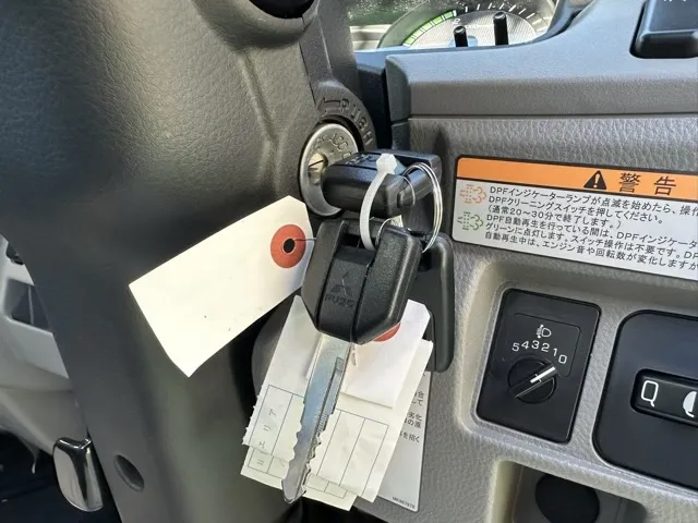 キャンター(三菱)全低床キョウカダンプ ３ｔレンタ登録済未使用車 15
