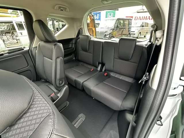 フリード(ホンダ)G Sパッケージ登録済未使用車 8