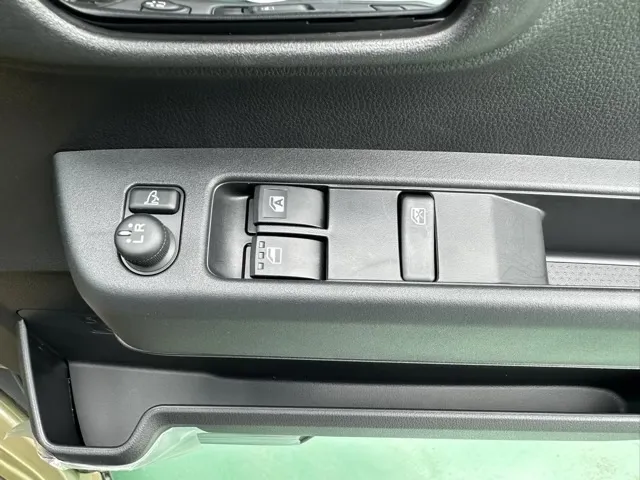 アトレー(ダイハツ)Ｘ届出済未使用車 13