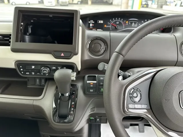 N-BOX(ホンダ)Lターボ届出済未使用車 24