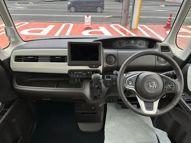 N-BOX(ホンダ)Lターボ届出済未使用車 4