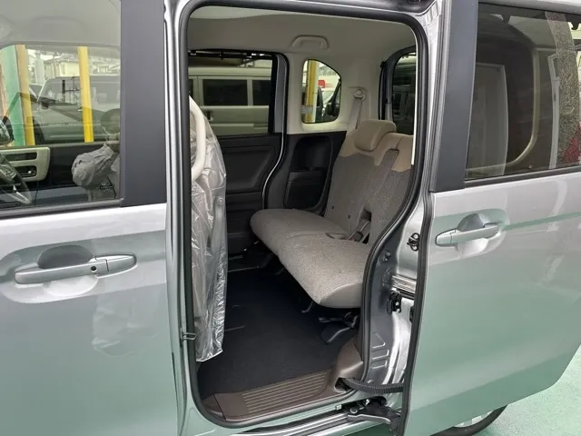 N-BOX(ホンダ)Lターボ届出済未使用車 7