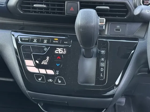 eKクロス(三菱)G プラスエディションディーラ-試乗車 16