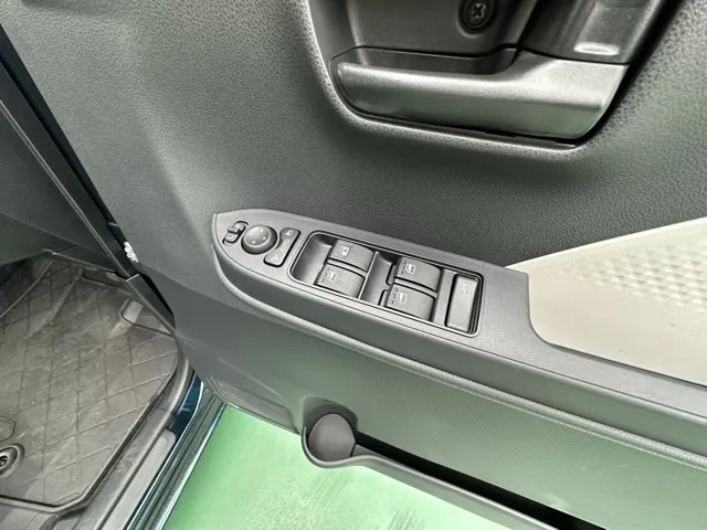 タント(ダイハツ)X届出済未使用車 14