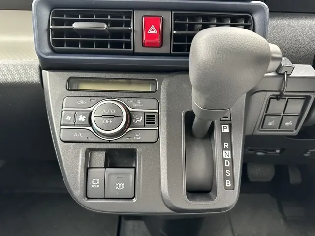タント(ダイハツ)X届出済未使用車 28