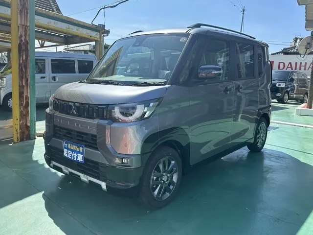 デリカミニ(三菱)Tプレミアム ４WD届出済未使用車 1