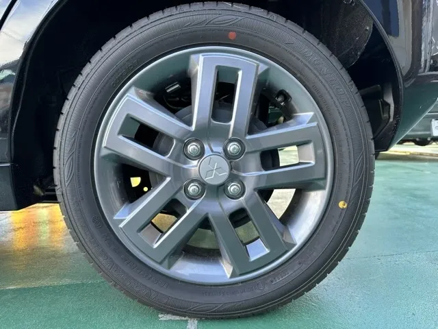 デリカミニ(三菱)Tプレミアム ４WD届出済未使用車 11