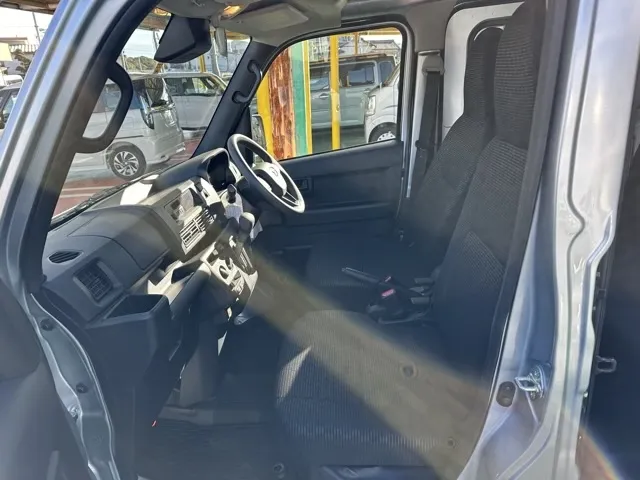 ハイゼット(ダイハツ)デラックス ATディーラ-試乗車 5
